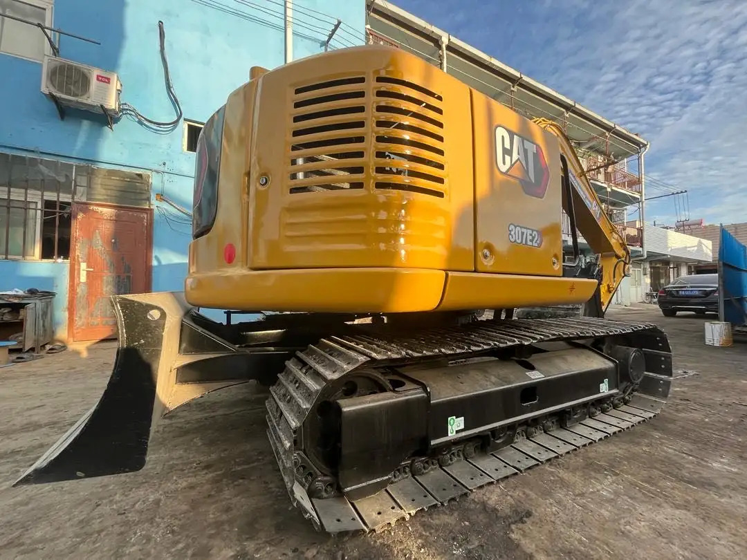 מחפר סורק 7 Ton Caterpillar Mini Excavator Cat 307c 307d With Rubber Tracks And Hydraulic Blade in Shanghai: תמונה 6
