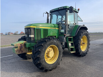 טרקטור חקלאי JOHN DEERE 7010 Series