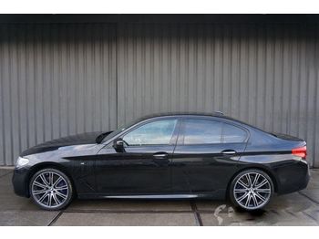 מכונית BMW 540i: תמונה 1