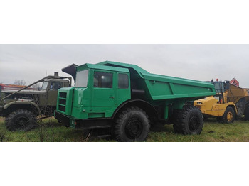 משאית סלעים/ מסיר פסולת קשיח Belaz 75051: תמונה 3