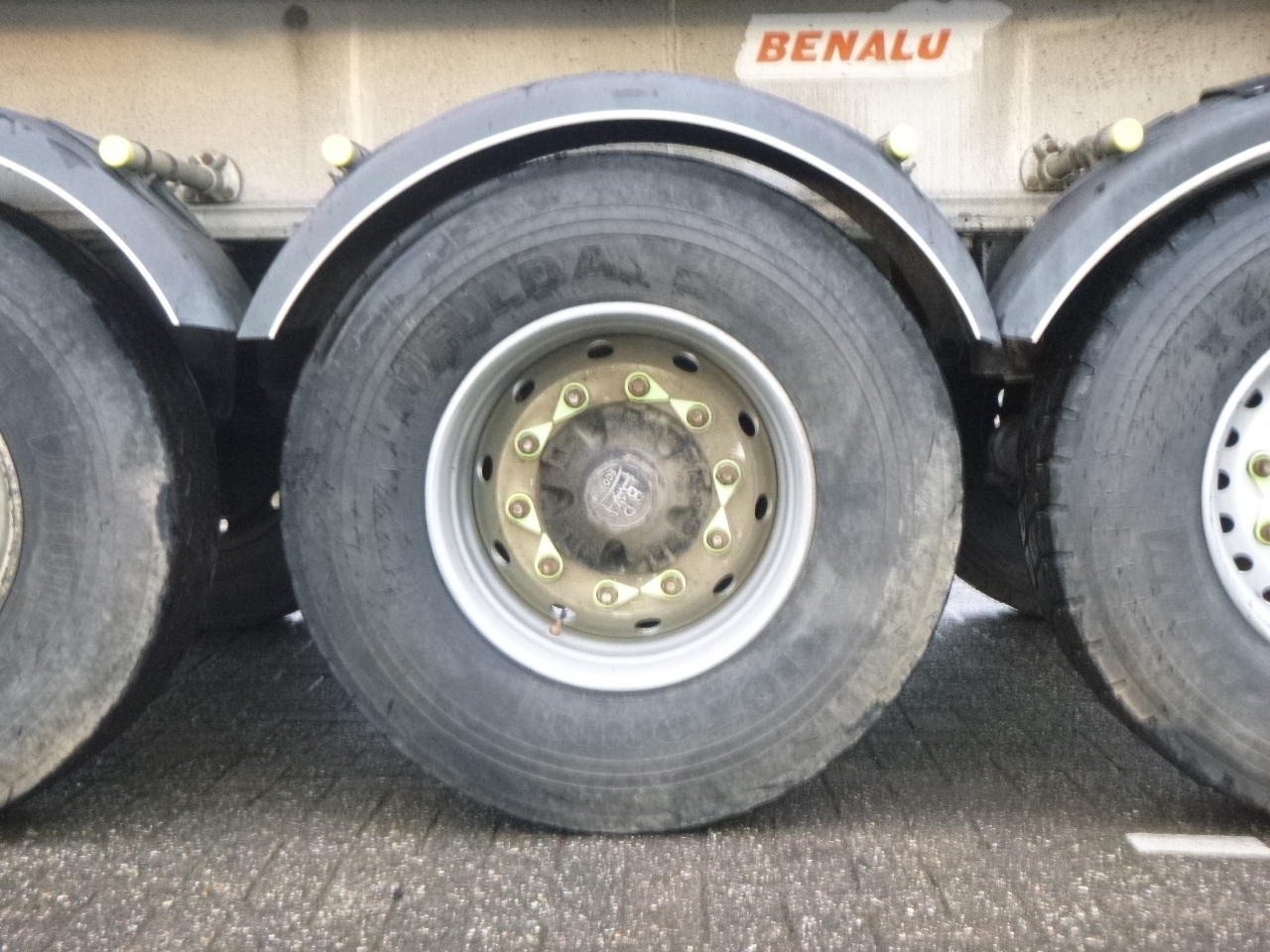 סמיטריילר עם מזהיר Benalu Tipper trailer alu 26 m3: תמונה 14