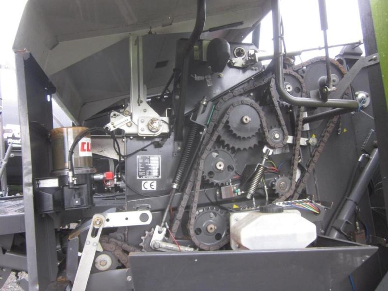 מכונת צרור מרובעת CLAAS rollant 454 rc pro uniwrap, pressen-wickler-komb: תמונה 8