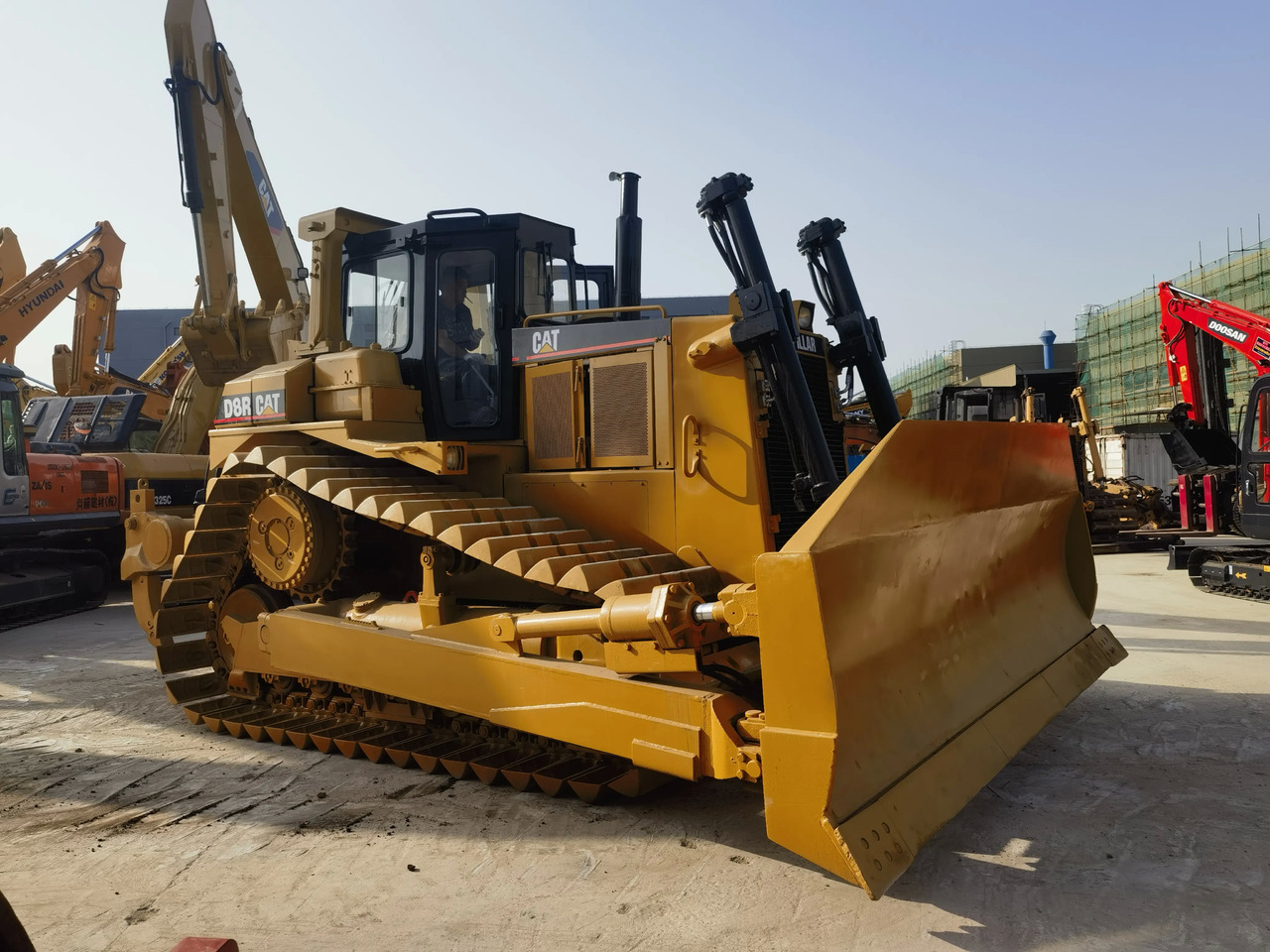דחפור Caterpillar used bulldozer D8R CAT secondhand machine bulldozer D8R cheap for sale: תמונה 6