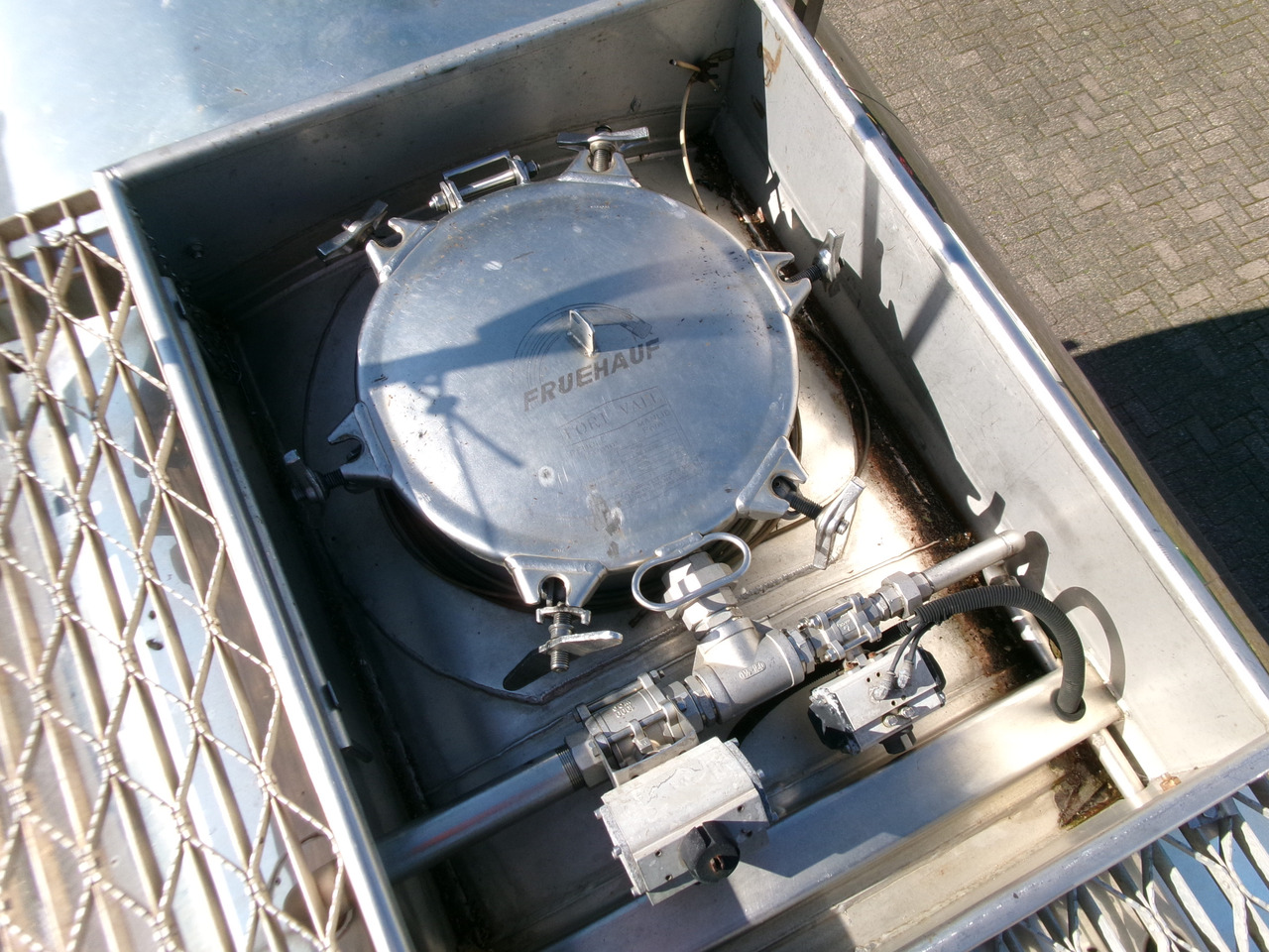 סמיטריילר מכל עבור הובלה של כימיקלים Crane Fruehauf Chemical tank inox 37.5 m3 / 1 comp + pump: תמונה 29