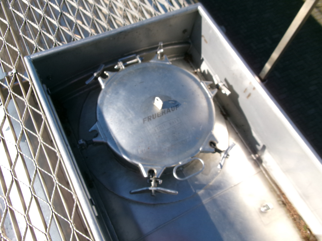 סמיטריילר מכל עבור הובלה של כימיקלים Crane Fruehauf Chemical tank inox 37.5 m3 / 1 comp + pump: תמונה 23