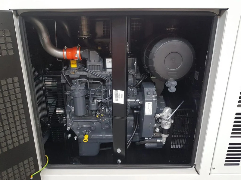 חָדָשׁ ערכת גנרטורים Himoinsa Iveco Stamford 120 kVA Supersilent Rental generatorset New !: תמונה 4