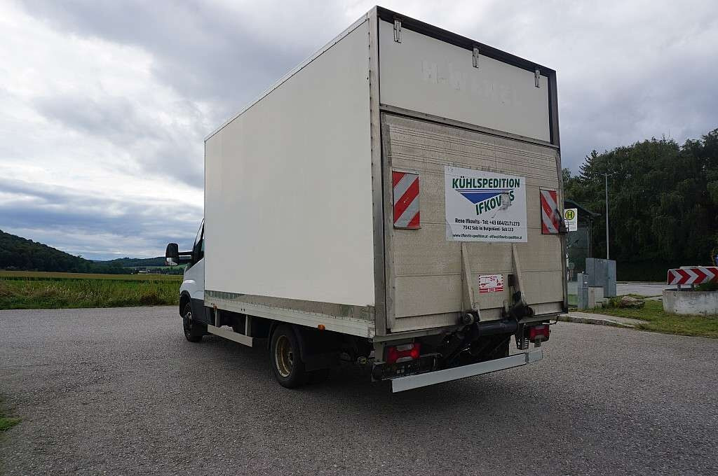כלי רכב מסחרי לקירור IVECO 35C15 Refrigerated truck: תמונה 6