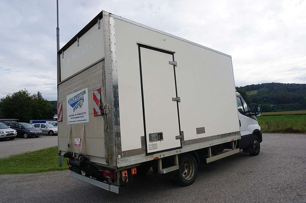 כלי רכב מסחרי לקירור IVECO 35C15 Refrigerated truck: תמונה 7