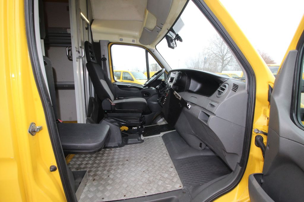 כלי רכב מסחרי עם תיבה Iveco C30C Daily KURZ/ Regalsystem/ Koffer/Luftfeder: תמונה 10
