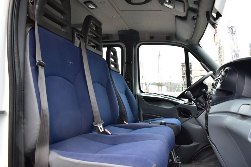 קרוואן, כלי רכב מסחרי עם תיבה Iveco DAILLY 4x4 CAMPER OFF ROAD DOKA: תמונה 8