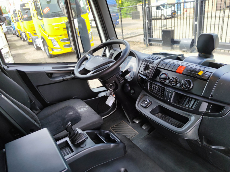 משאית תיבה Iveco EUROCARGO 120-210 4x2 Sleeper Euro6 - GeslotenBakw 7.25m + Laadklep 1500KG - Standkachel/Airco (V631): תמונה 17