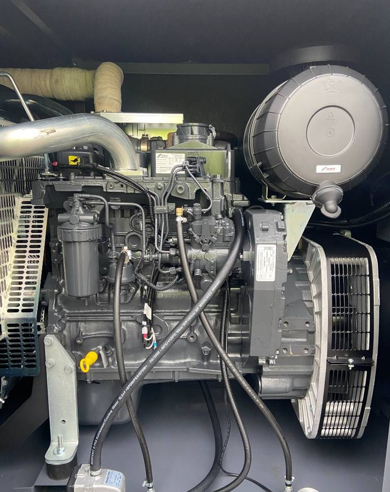 ערכת גנרטורים Iveco NEF45TM2A - 110 kVA Generator - DPX-17552: תמונה 10
