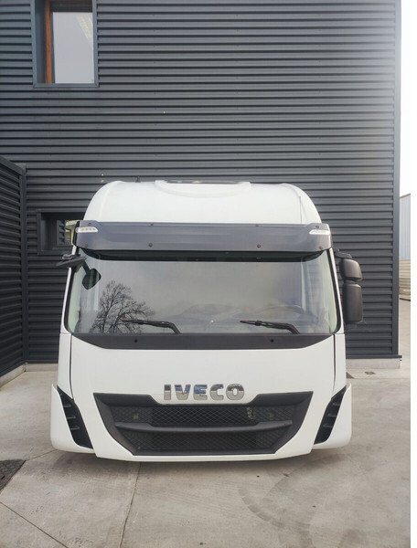 תא ופנים הרכב עבור משאית Iveco STRALIS HI-WAY Euro 6: תמונה 5