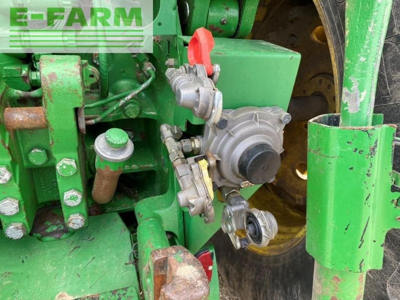 טרקטור חקלאי John Deere 8120 (500 hours new (reman) 8,1 l engine): תמונה 25