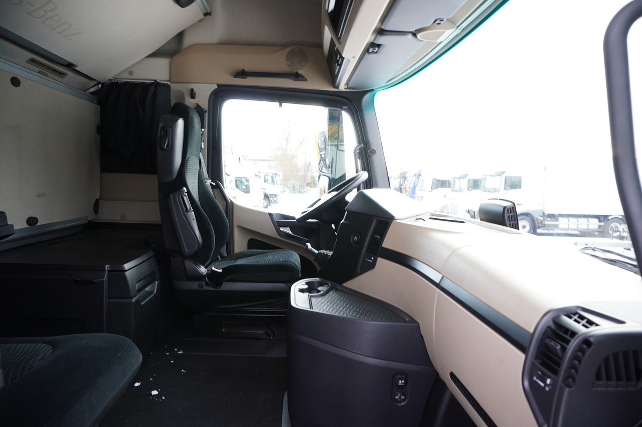 משאית עם שלדת תא MERCEDES-BENZ Actros 2542 BDF E6 Standard / 6×2 / Lounge chair: תמונה 24
