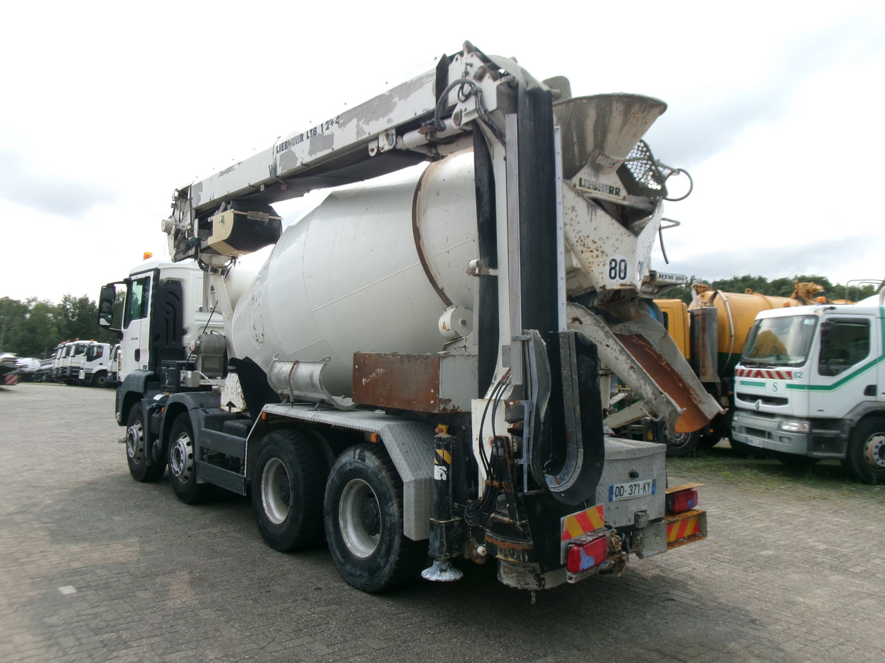 משאית מערבלת בטון M.A.N. TGS 32.360 8X4 Euro 6 Liebherr concrete mixer 8 m3 + belt: תמונה 3