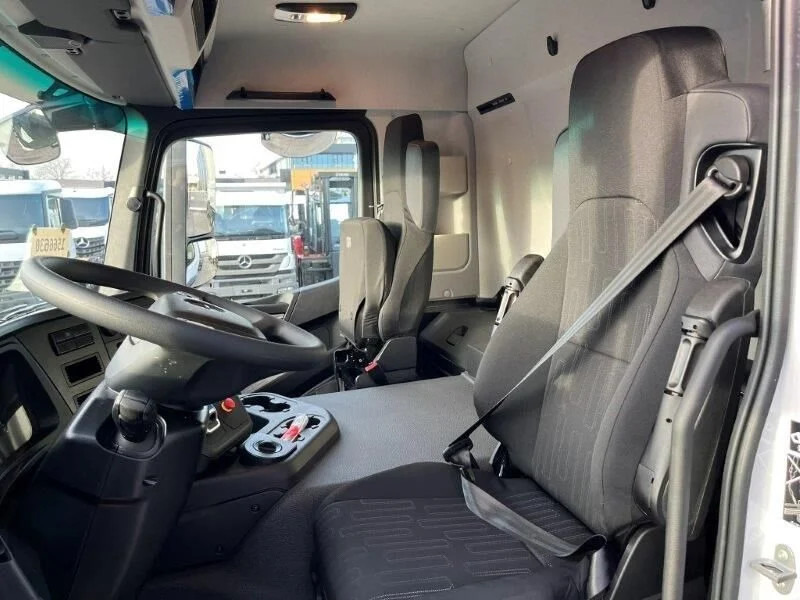 חָדָשׁ משאית עם שלדת תא Mercedes-Benz Arocs 4040 A 6x6 Chassis Cabin (5 units): תמונה 14