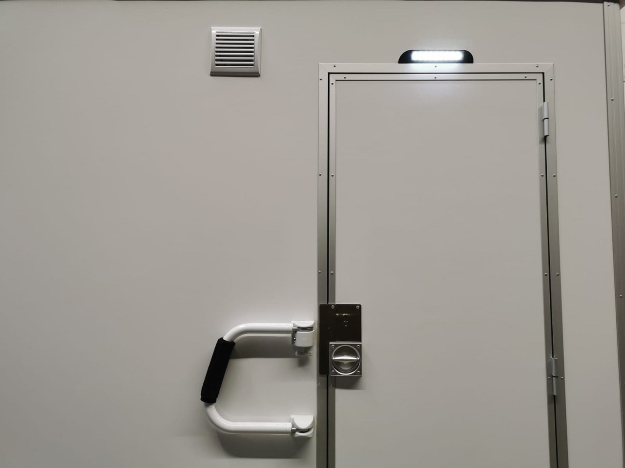 חָדָשׁ קרון נגרר ROSEMEIER ER Badanhänger mit WC LUX Toilettenanhänger: תמונה 21