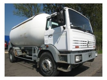 Renault BA07B1X - משאית מכל
