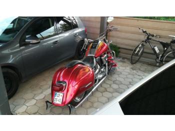 אופנוע Suzuki Intruder VN 1500: תמונה 1