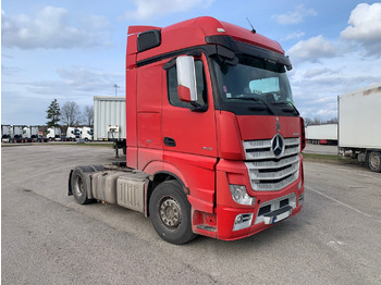 יחידת טרקטור MERCEDES-BENZ Actros 1845