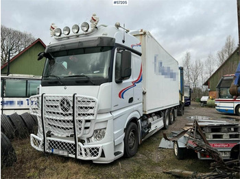 משאית תיבה MERCEDES-BENZ Actros