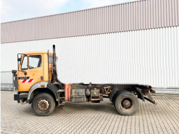 משאית עם שלדת תא MERCEDES-BENZ SK 1824