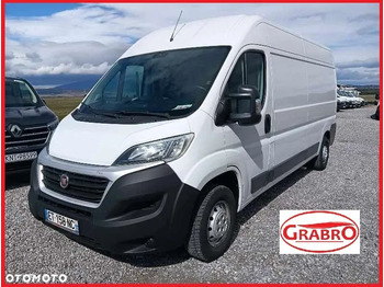 כלי רכב מסחרי עם לוח FIAT Ducato