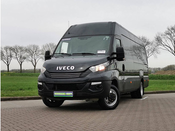 כלי רכב מסחרי עם לוח IVECO Daily 50c18