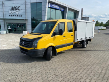 כלי רכב מסחרי עם תיבה VOLKSWAGEN Crafter