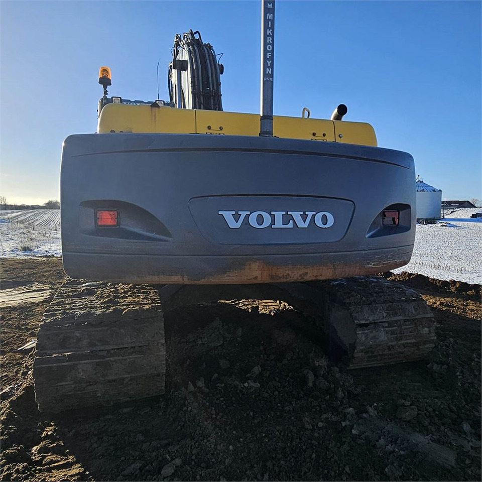 מחפר סורק Volvo EC240 BLC: תמונה 15