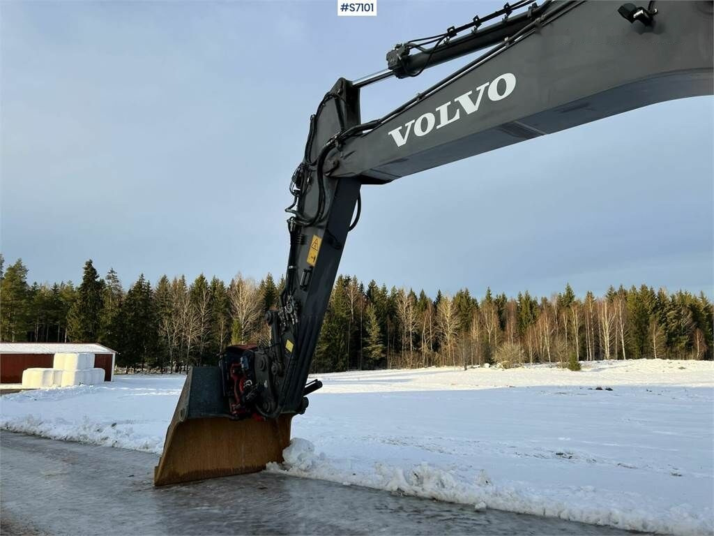 מחפר סורק Volvo EC250DL: תמונה 18