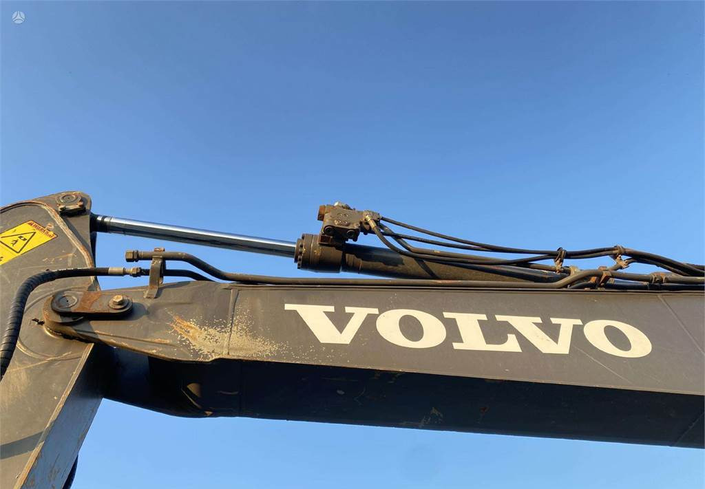 מחפר סורק Volvo EC 180 BLC: תמונה 9