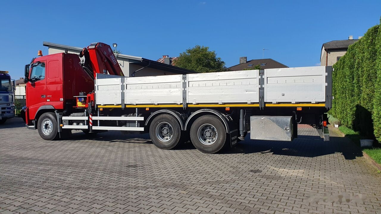 משאית צד נופל/ שטוחה, משאית מנוף Volvo FH 500 Flatbed + crane HMF 2820 6x4: תמונה 6