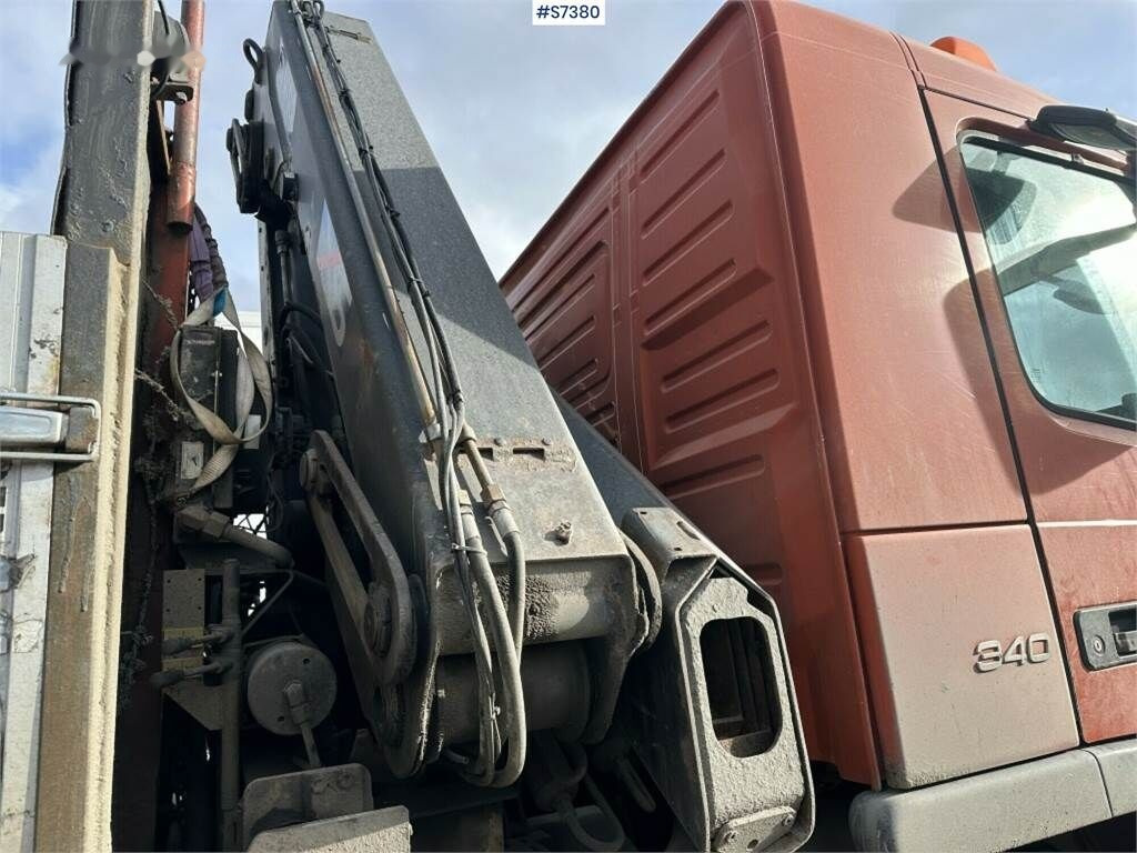 משאית צד נופל/ שטוחה, משאית מנוף Volvo FM9: תמונה 25