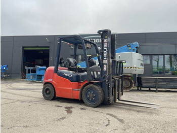 Heli Heftruck CPD30 - מלגזת סולר: תמונה 1