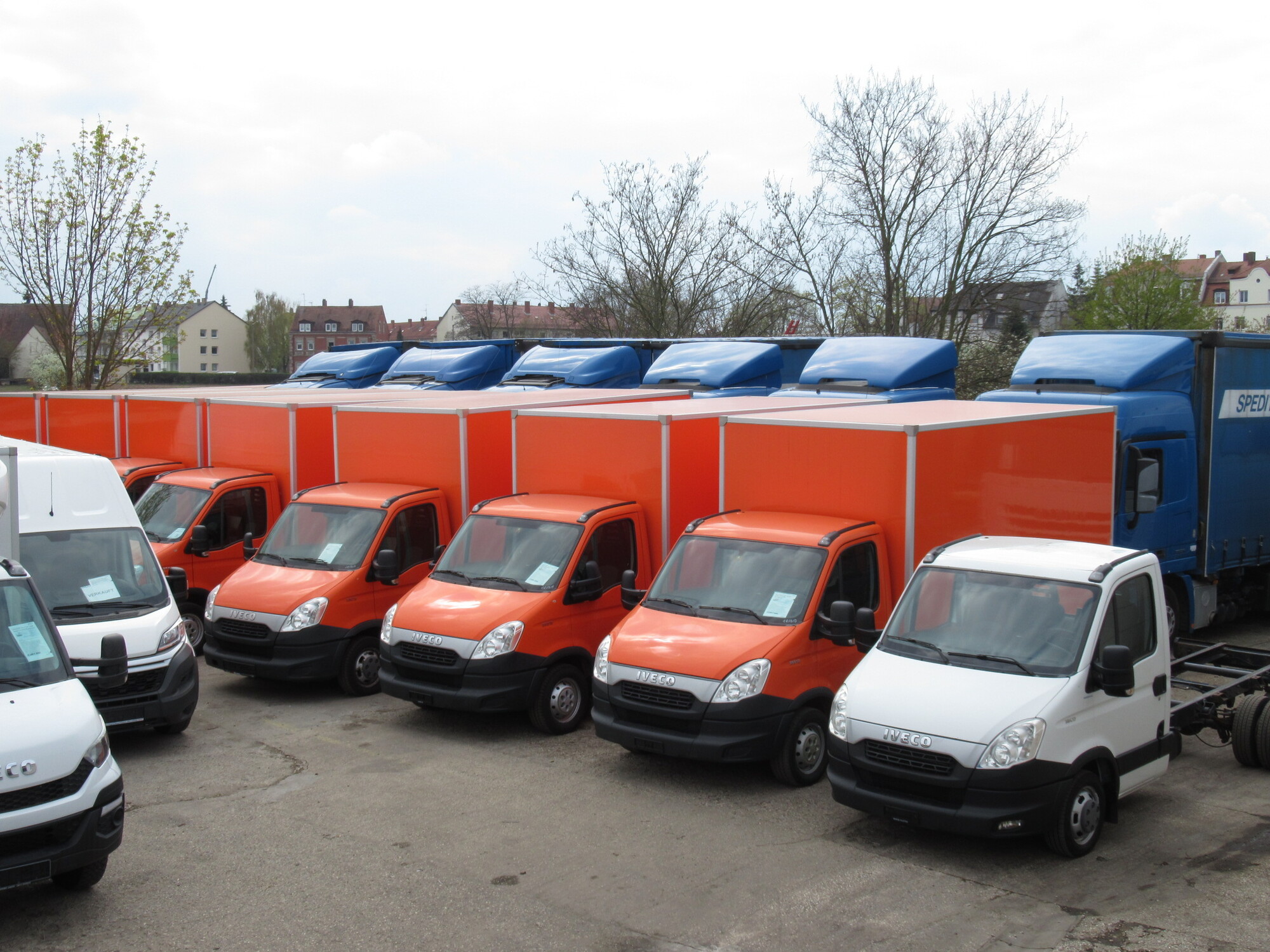 AutoStratis - כלי רכב מסחריים - תיבת הילוכים: ידנית undefined: תמונה 2