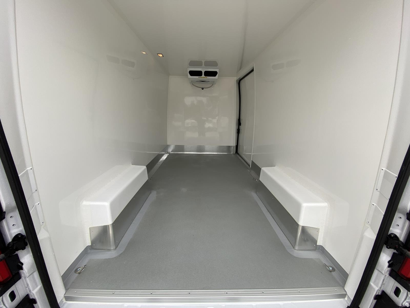 RINZ ROS d.o.o. (GmbH) - כלי רכב למכירה undefined: תמונה 28