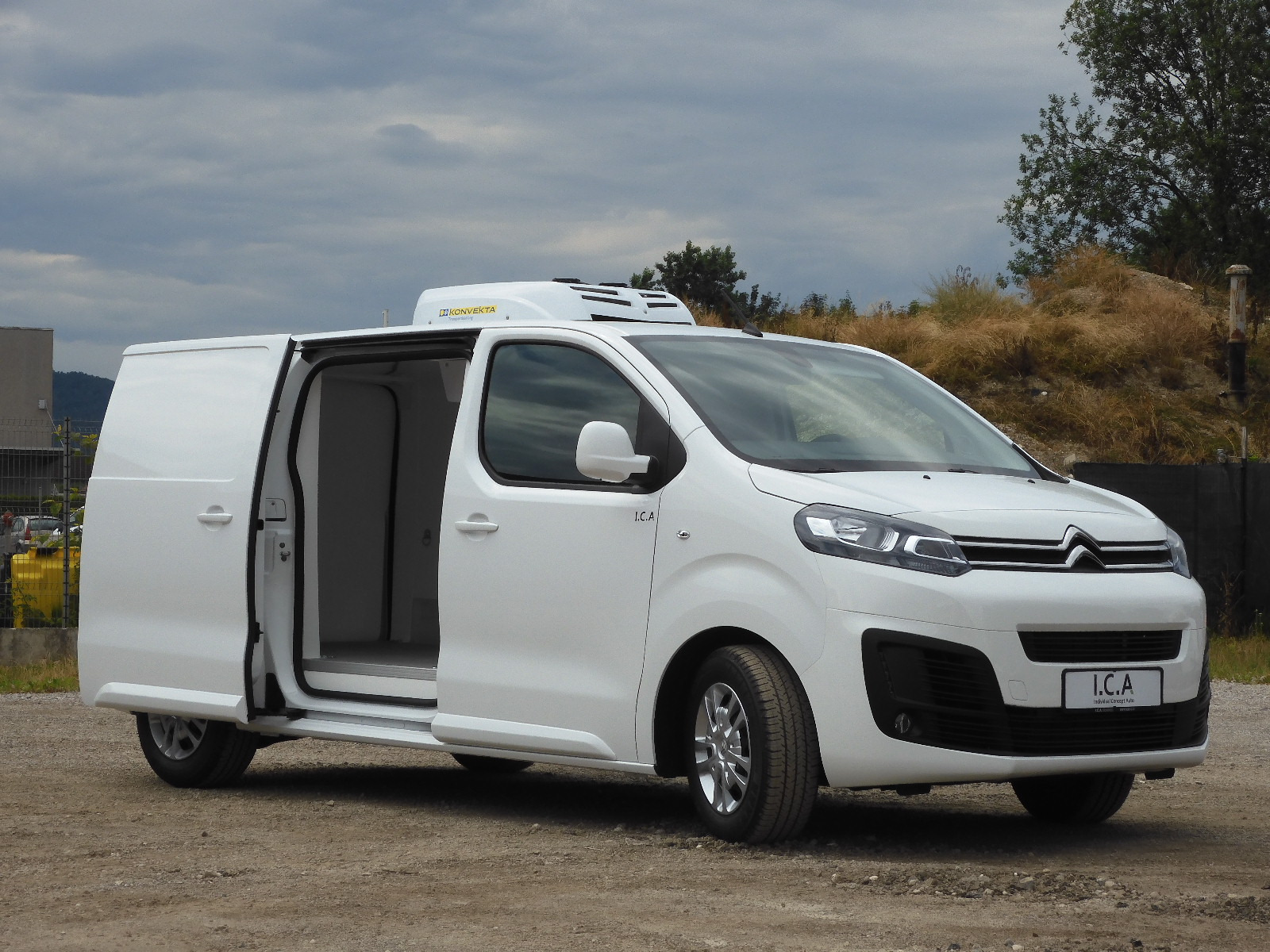 RINZ ROS d.o.o. (GmbH) - כלי רכב למכירה undefined: תמונה 58