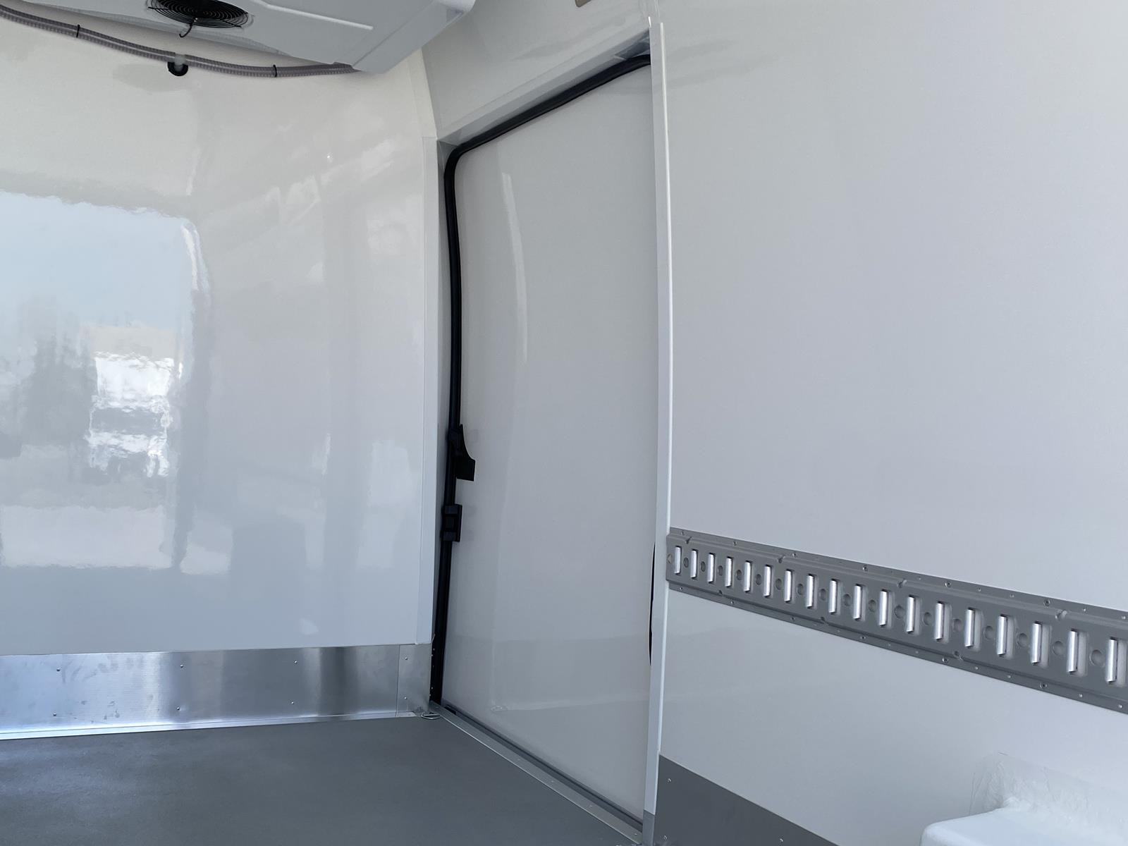 RINZ ROS d.o.o. (GmbH) - כלי רכב למכירה undefined: תמונה 21