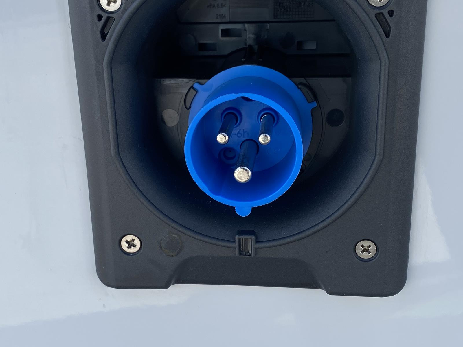 RINZ ROS d.o.o. (GmbH) - כלי רכב למכירה undefined: תמונה 8