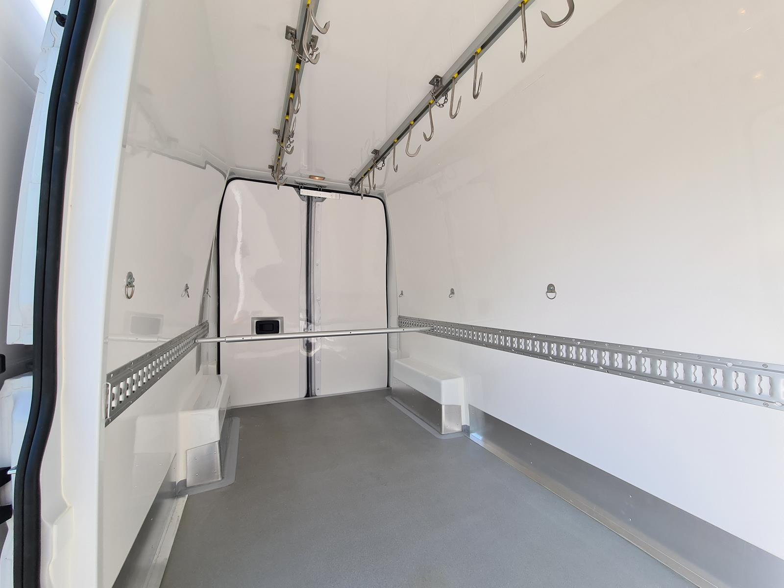 RINZ ROS d.o.o. (GmbH) - כלי רכב למכירה undefined: תמונה 38