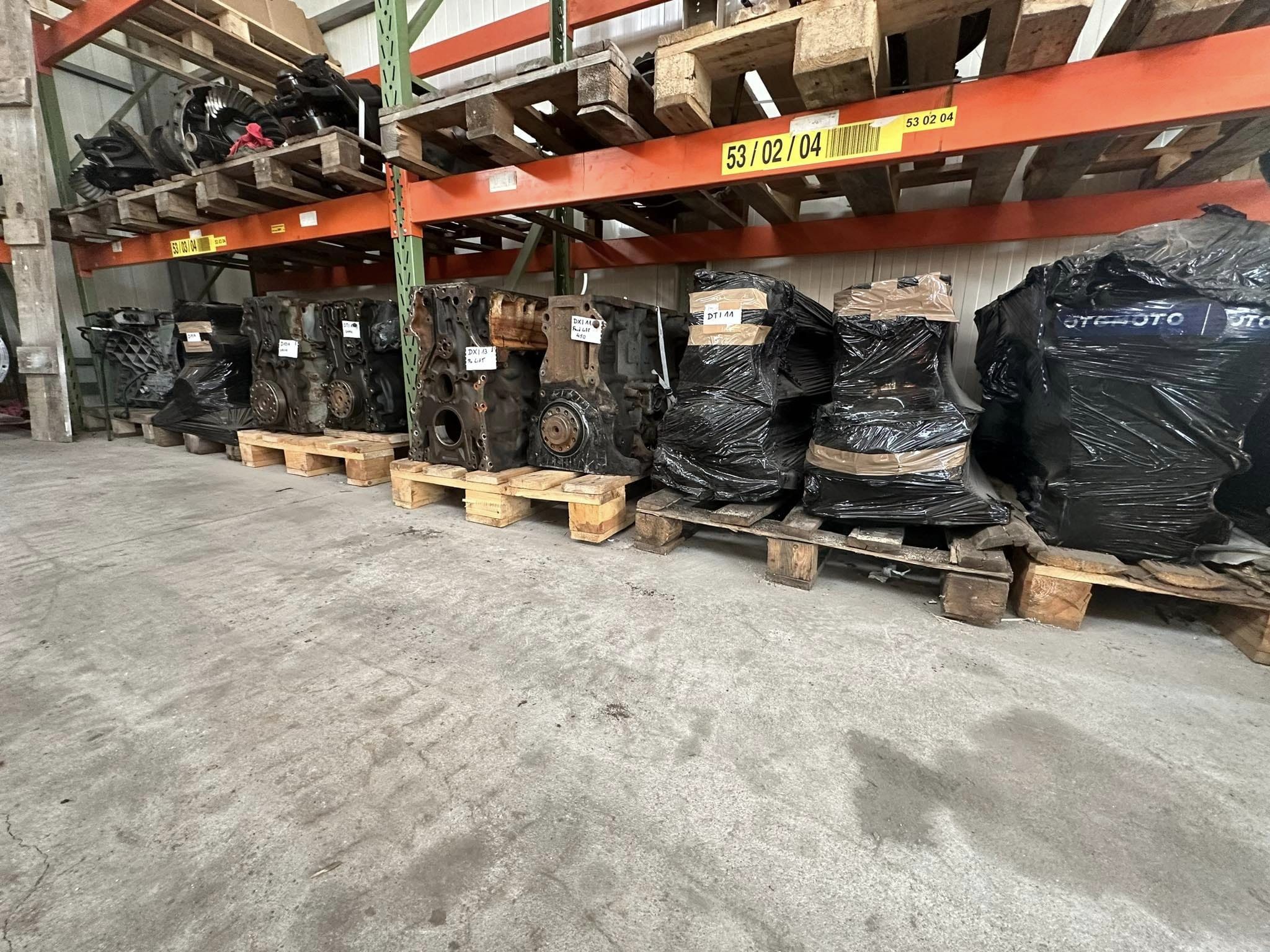 TT TRUCKS & PARTS NATALIA NAWASIELSKA - כלי רכב למכירה undefined: תמונה 5