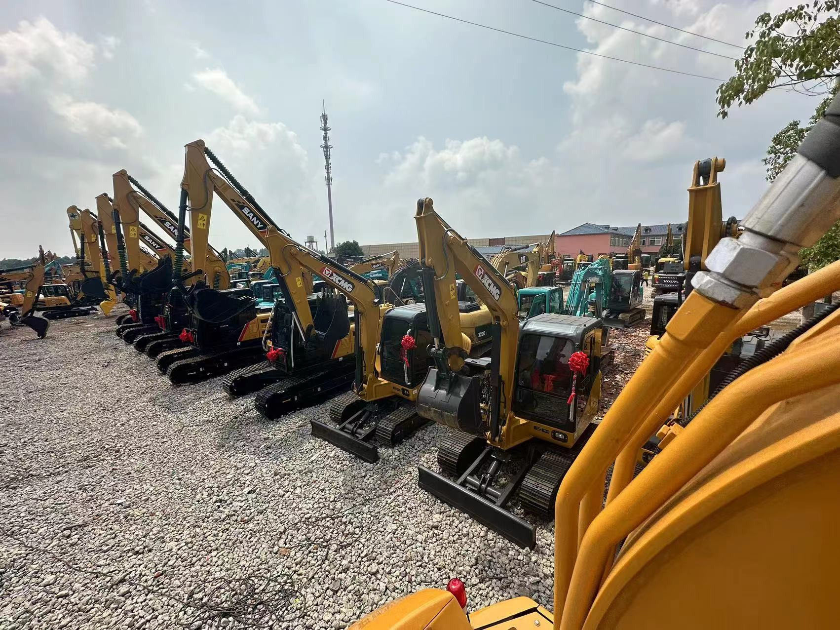 ZM Machinery Co., Ltd. - מכונת בנייה CATERPILLAR 950 undefined: תמונה 5