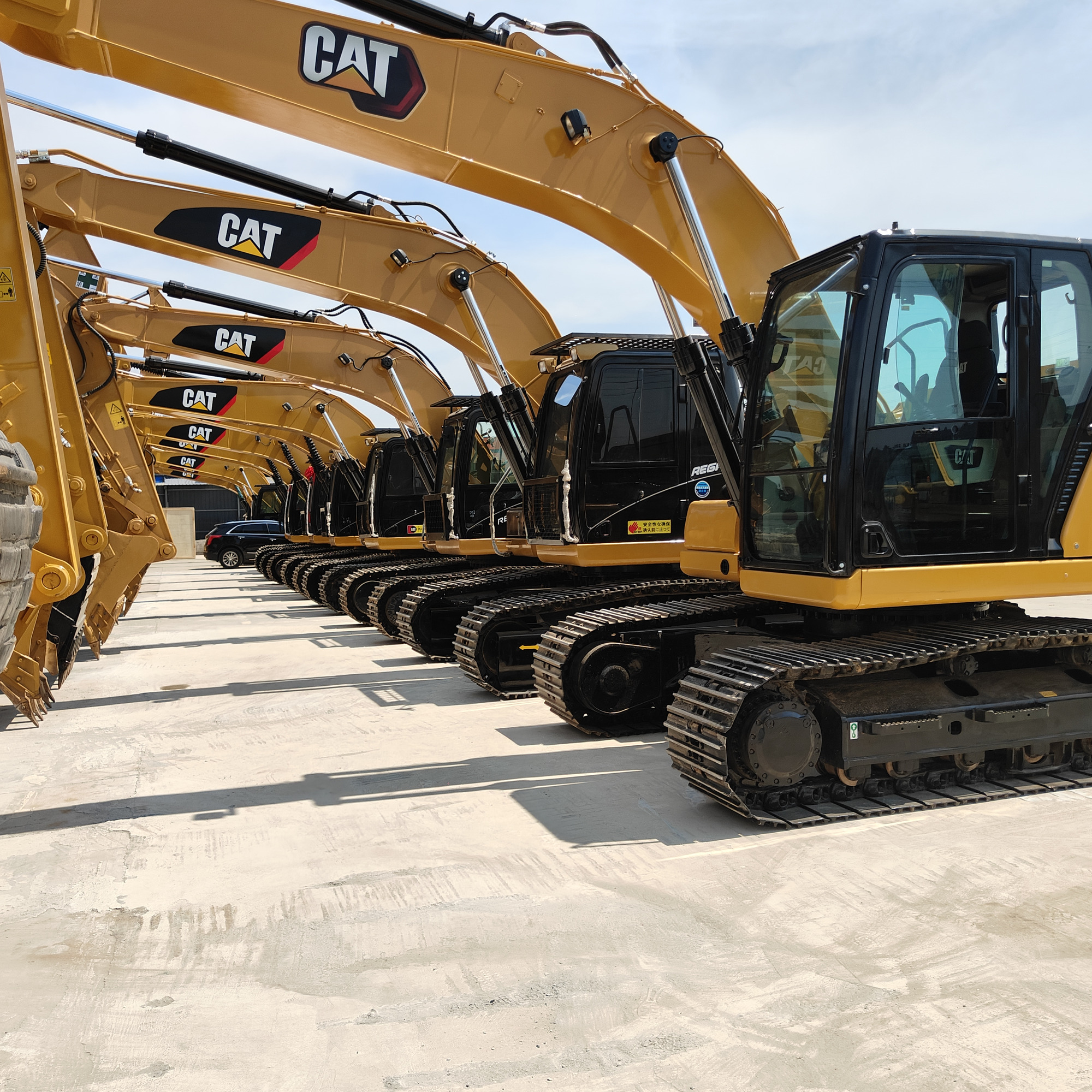 ZM Machinery Co., Ltd. - מכונת בנייה CATERPILLAR 950 undefined: תמונה 2