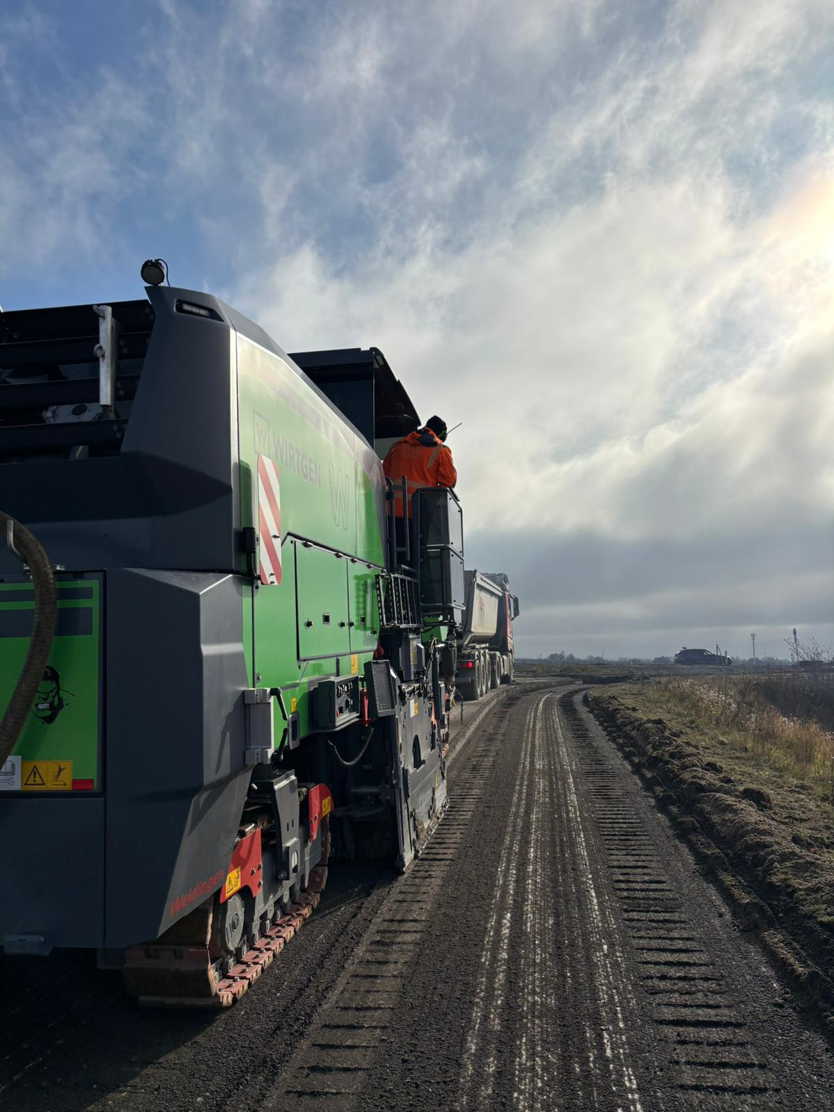 Baumaschinen Weidinger AG undefined: תמונה 13