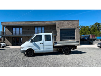 כלי רכב מסחרי במיטה שטוחה MERCEDES-BENZ Sprinter 312