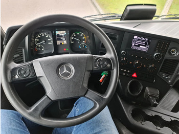 Interior photo 2: משאית קירור Mercedes-Benz Antos 1924