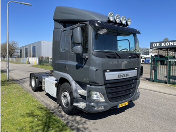 יחידת טרקטור DAF CF 370