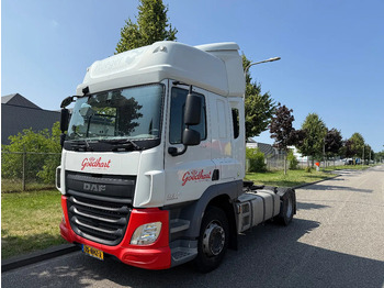 יחידת טרקטור DAF CF 400